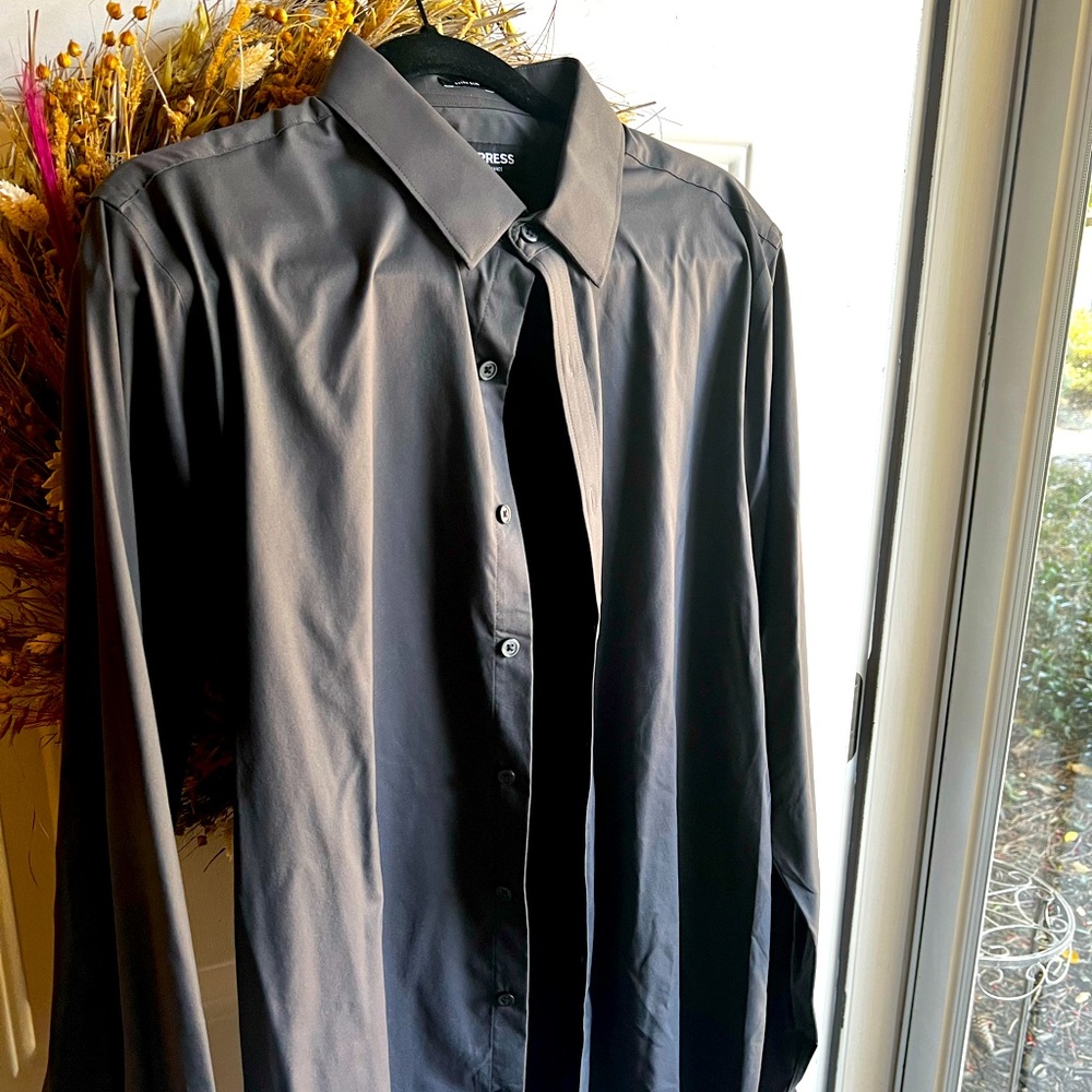 Like New Men’s Large Express Dress shirt
